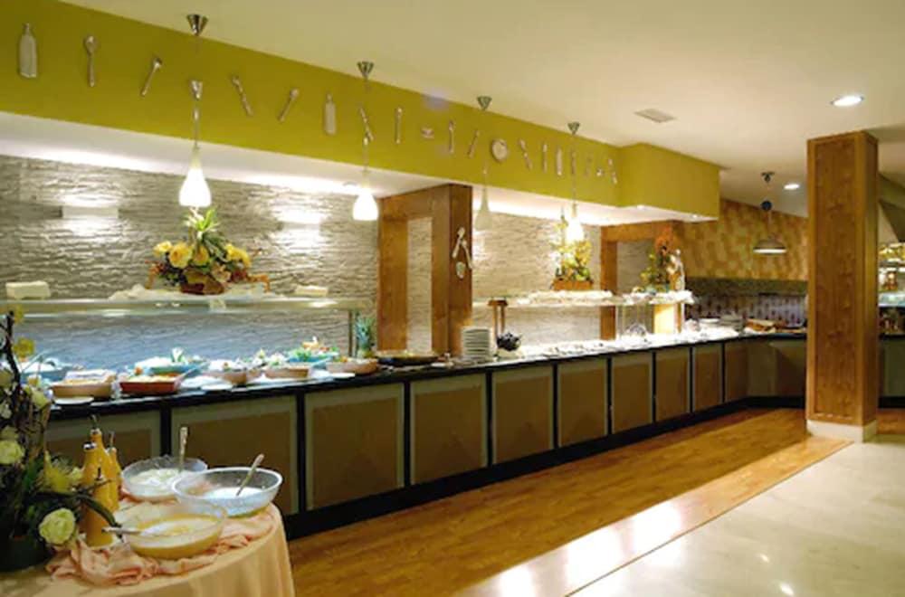 Evenia Olympic Palace Lloret de Mar